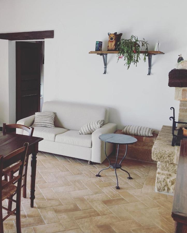 Agriturismo Santa Maria Пиенца Екстериор снимка