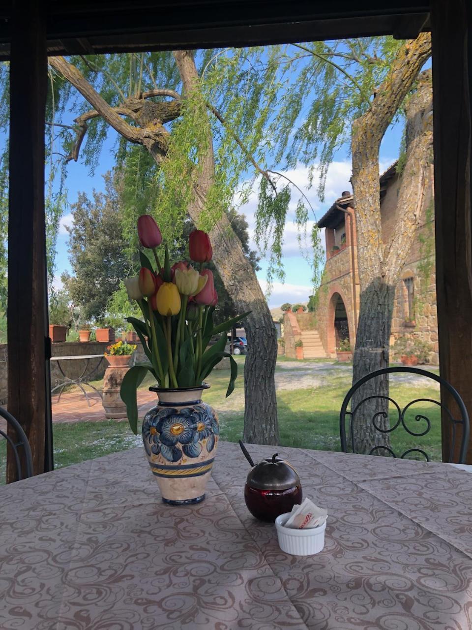 Agriturismo Santa Maria Пиенца Екстериор снимка