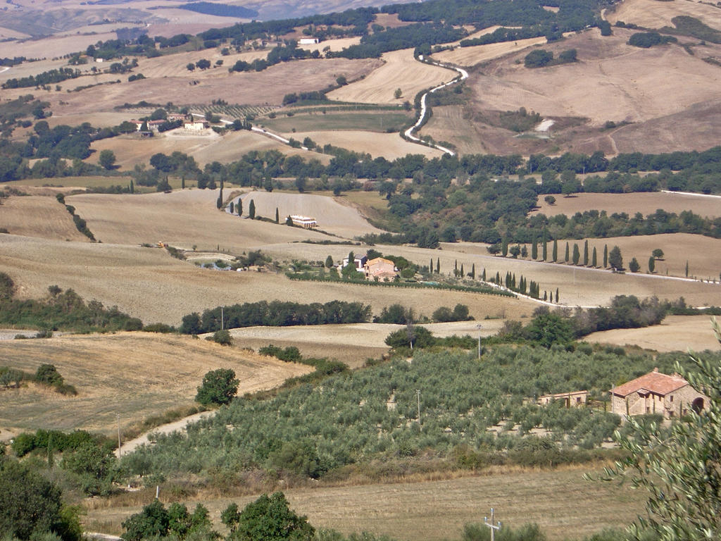Agriturismo Santa Maria Пиенца Екстериор снимка