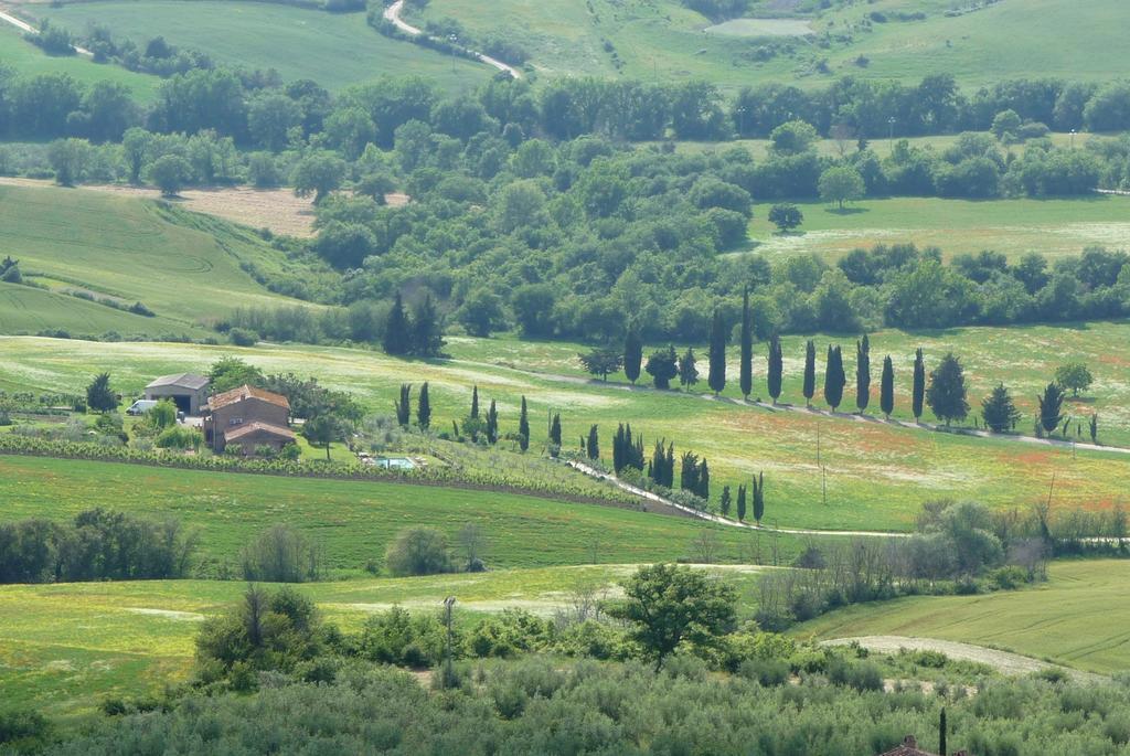 Agriturismo Santa Maria Пиенца Екстериор снимка