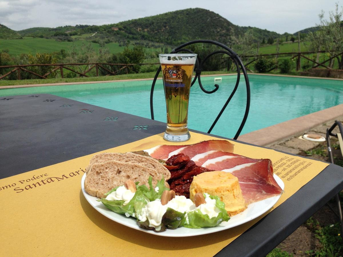 Agriturismo Santa Maria Пиенца Екстериор снимка