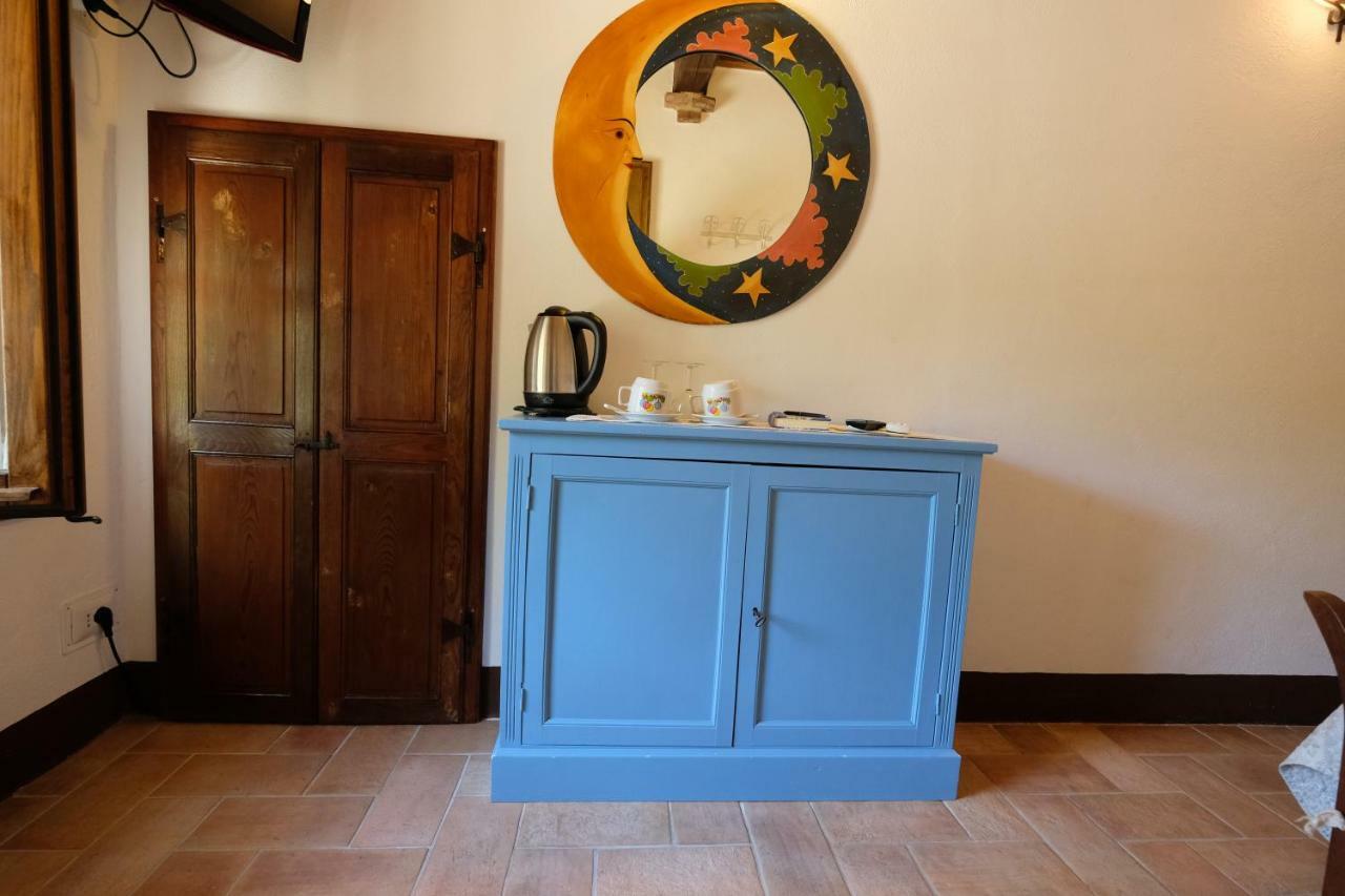 Agriturismo Santa Maria Пиенца Екстериор снимка