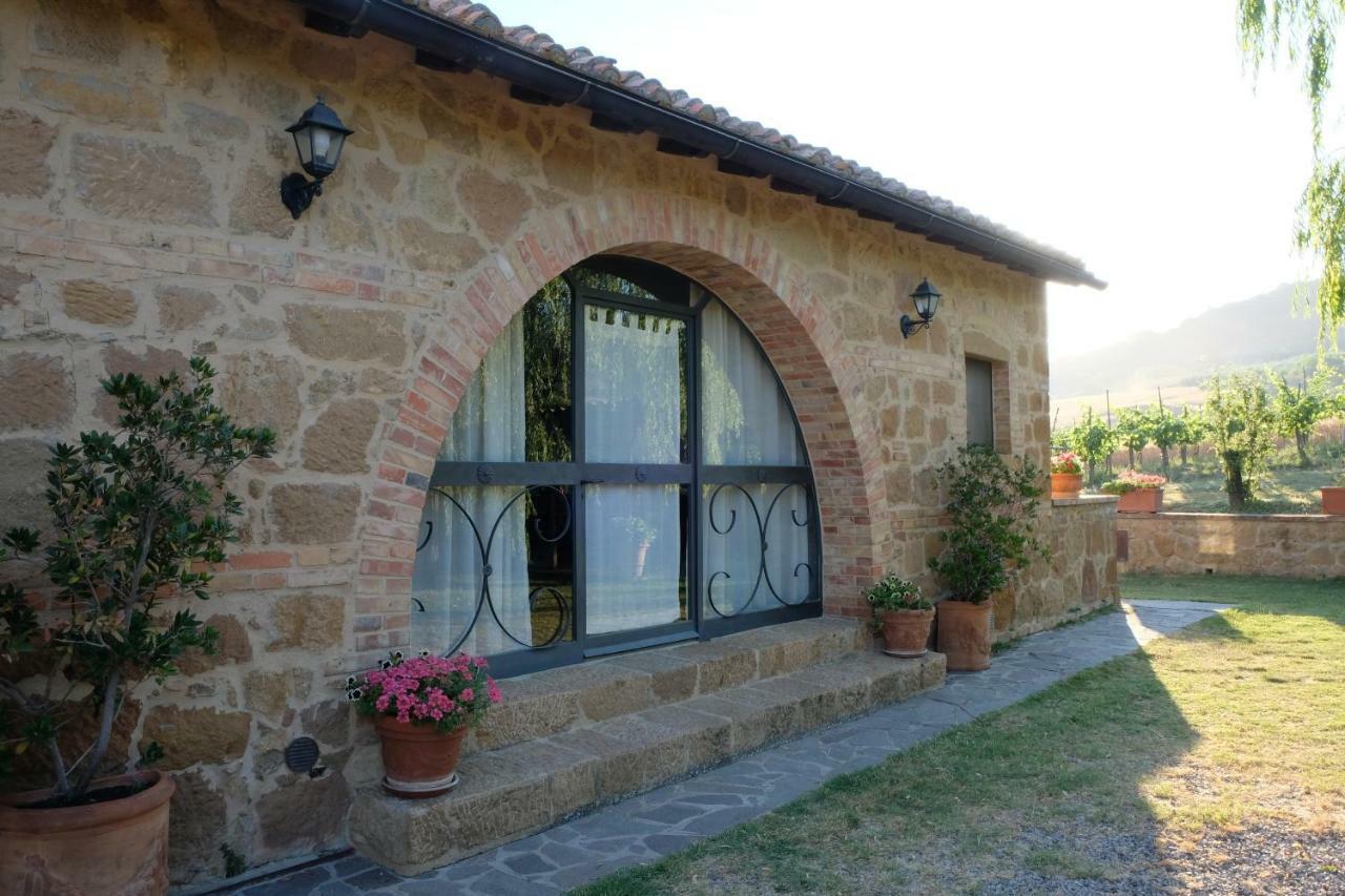 Agriturismo Santa Maria Пиенца Екстериор снимка
